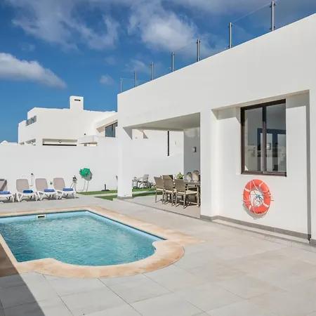 Casa Dubh Linn *