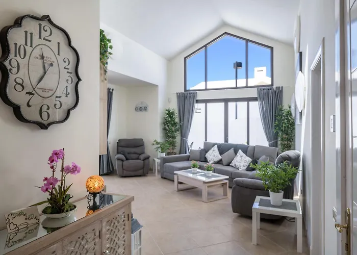 Casa Dubh Linn Villa *